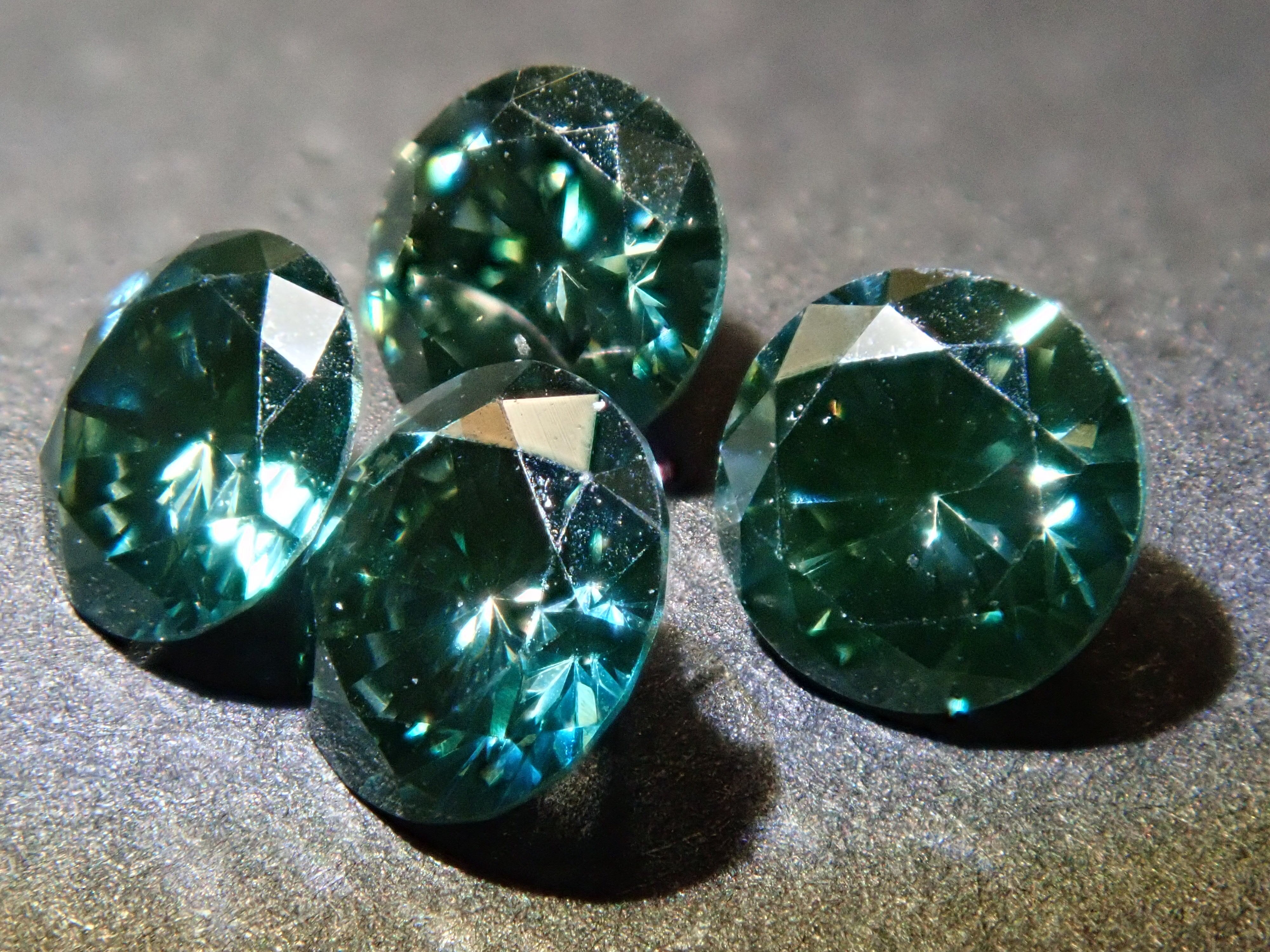 ダイヤモンドまとめ、20個 幸せのダイヤモンド | 婚約指輪・結婚指輪のHAKUSENDO BRIDAL 栃木県