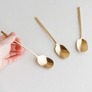 BRASSのアイススプーン L ＊ 真鍮製 おしゃれ スプーン デザートスプーン ナチュラルインテリア 北欧 カフェ ゴールド 細身