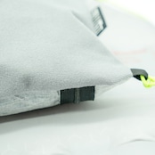 ダイニーマ製リバーシブルピロー（テント泊用枕/軽量/登山用スタッフバッグ/登山装備軽量化/スタッフサック）