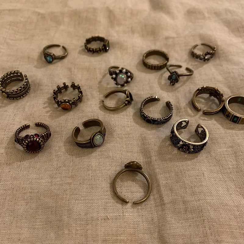 やもぬページ　ヴィンテージ　レフトン　ハンドモチーフ　リングホルダー Somedayifレトロ民族風古着屋のリング 16s | Onionn