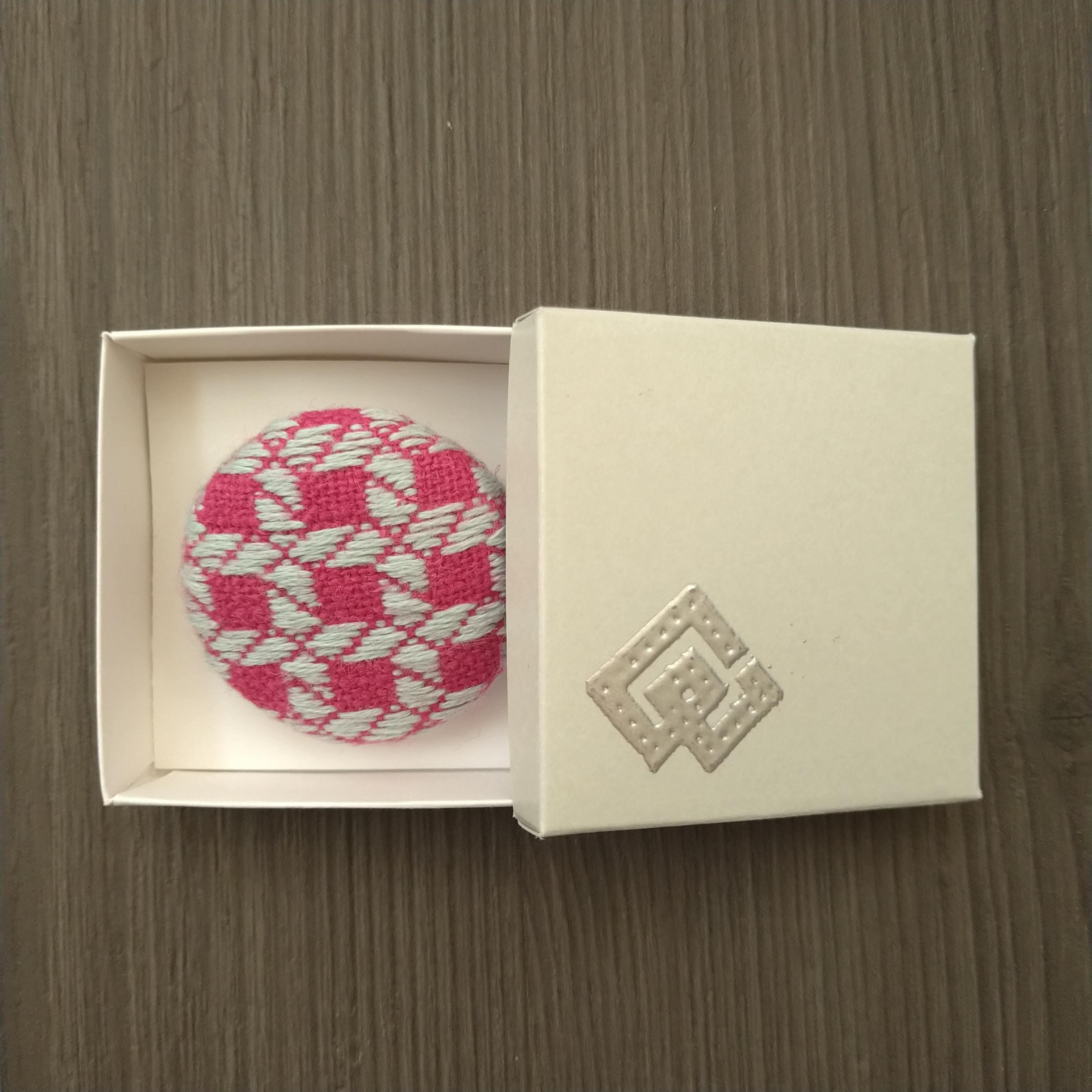 kei様専用 胡桃樹皮ブローチ 【公式通販】