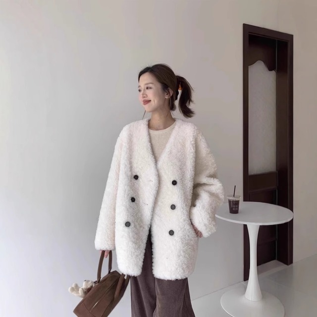 【ボアコート】ボアコート レディース 白 テディベアコート きれいめ アウター 秋 冬 20代 30代 40代 50代 カジュアル 大人 可愛い オフホワイト 白 ブラック 黒 ベージュ ブラウングレー S Ｍ