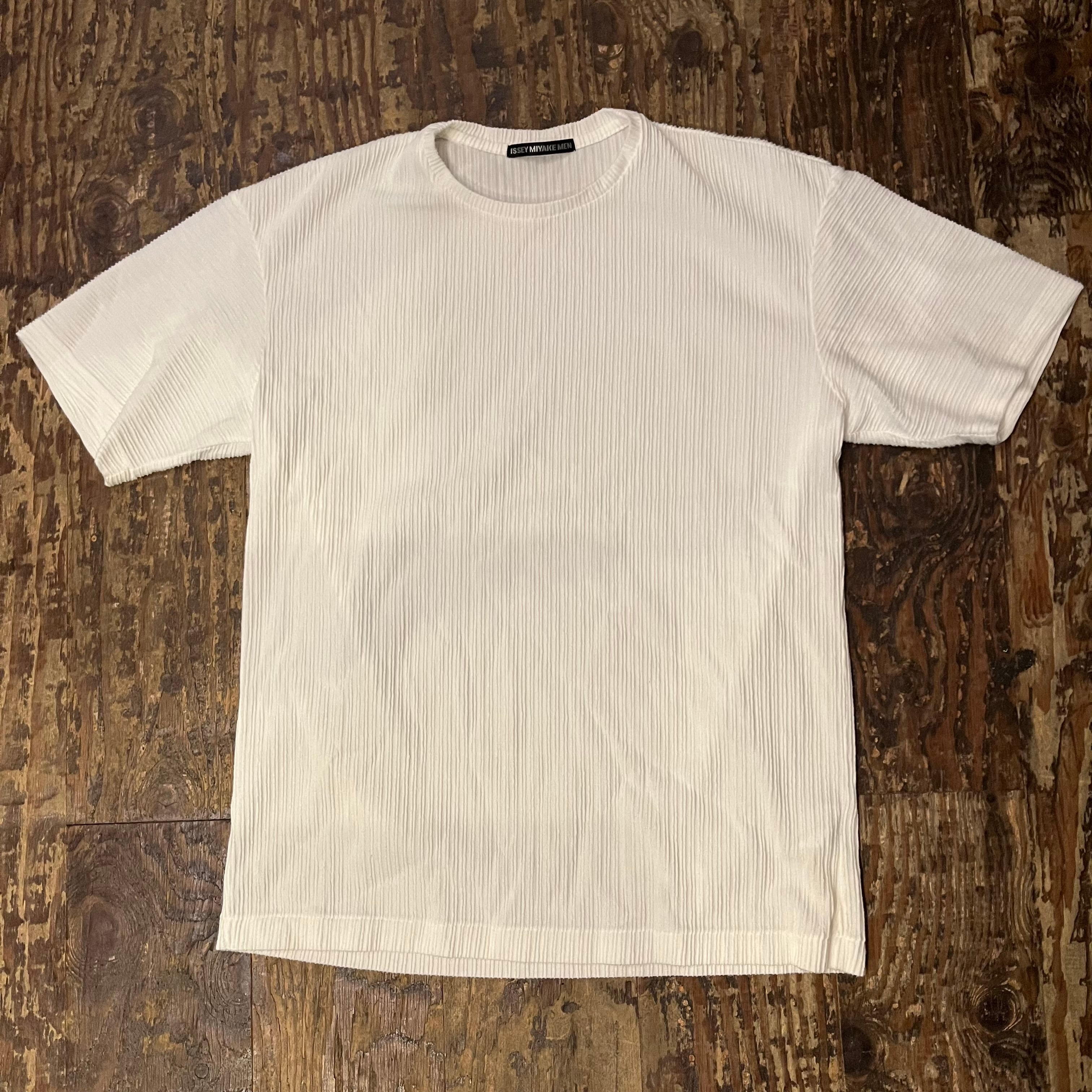 ISSEY MIYAKE MEN イッセイミヤケメン リップル編み Tシャツ ISSEY MIYAKE MEN イッセイミヤケメン リップル編み Tシャツ