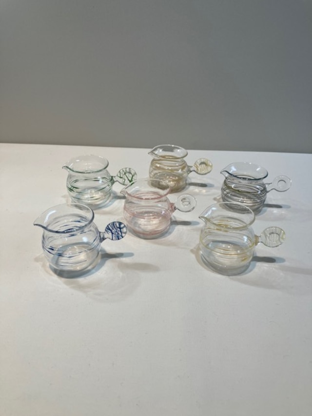 選べませんが安い 可愛いピッチャー(丸型)メーカーだから安い 人気商品 在庫調整