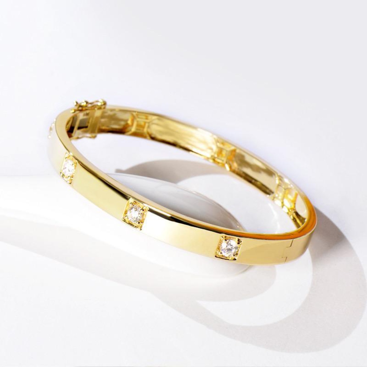 K18YG イエローゴールド ダイヤモンド バングル 太め 大粒 | Jewelry Hills