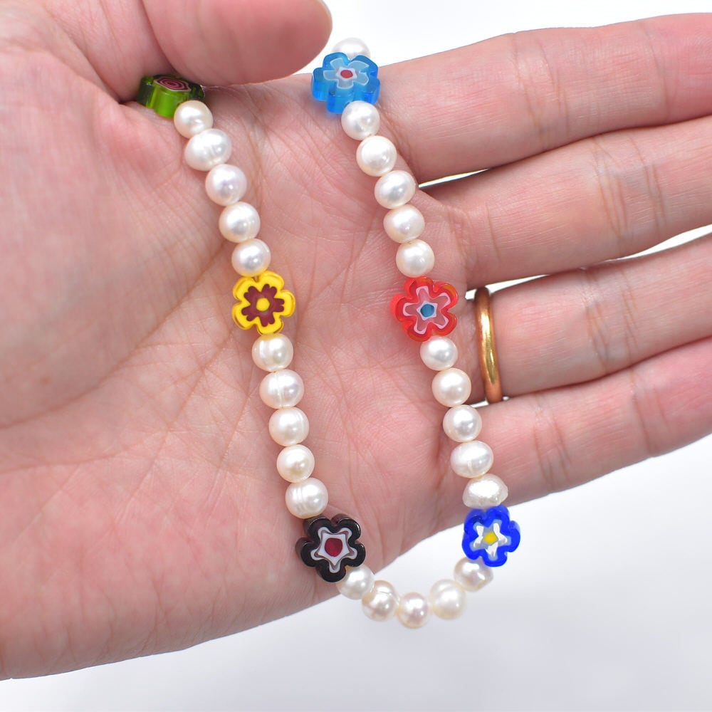 フラワーモチーフ デザイン ランダムパール ビーズ ネックレス