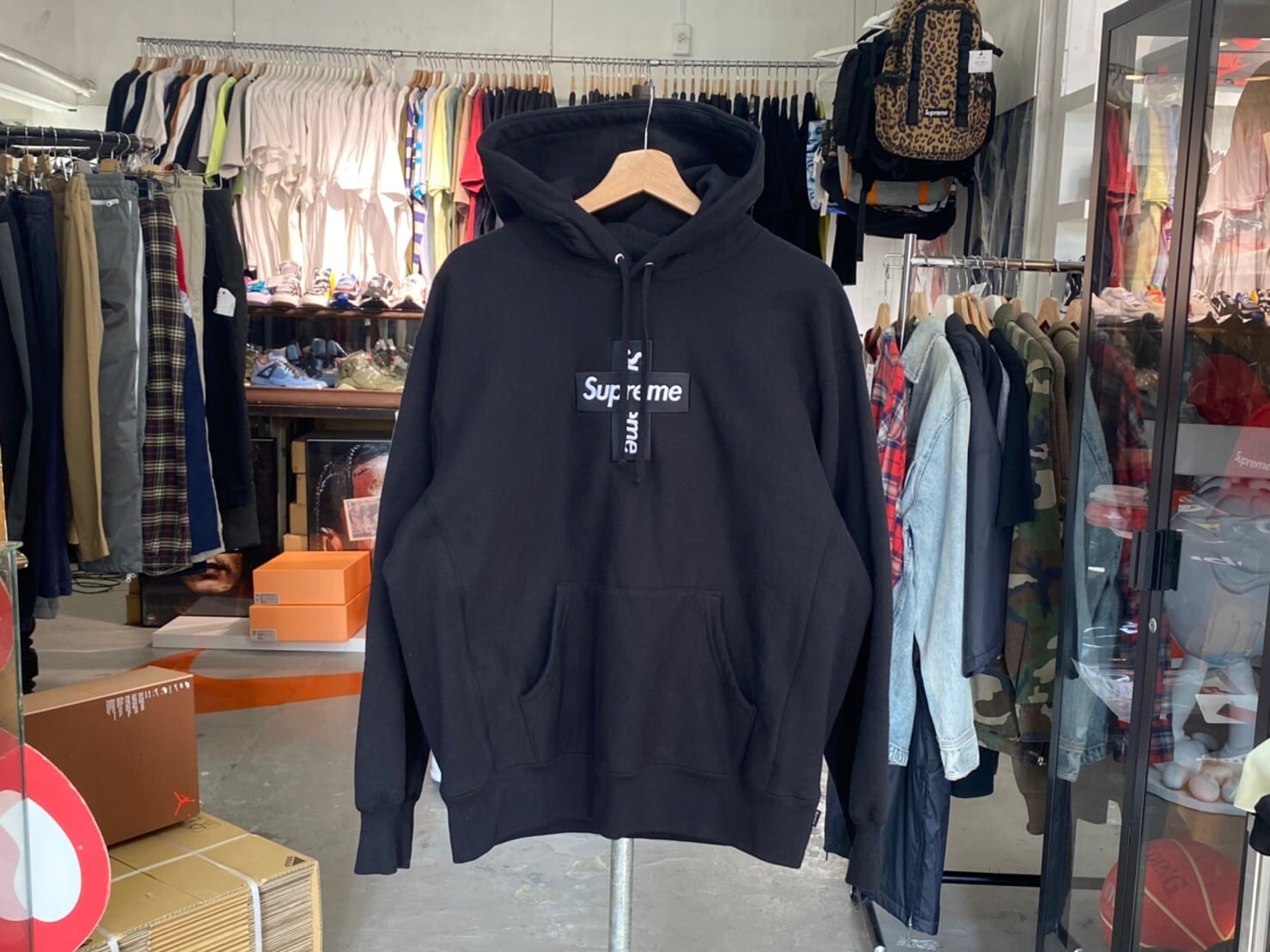 Supreme CROSS BOX LOGO HOODED SWEATSHIRT BLACK MEDIUM 96270 