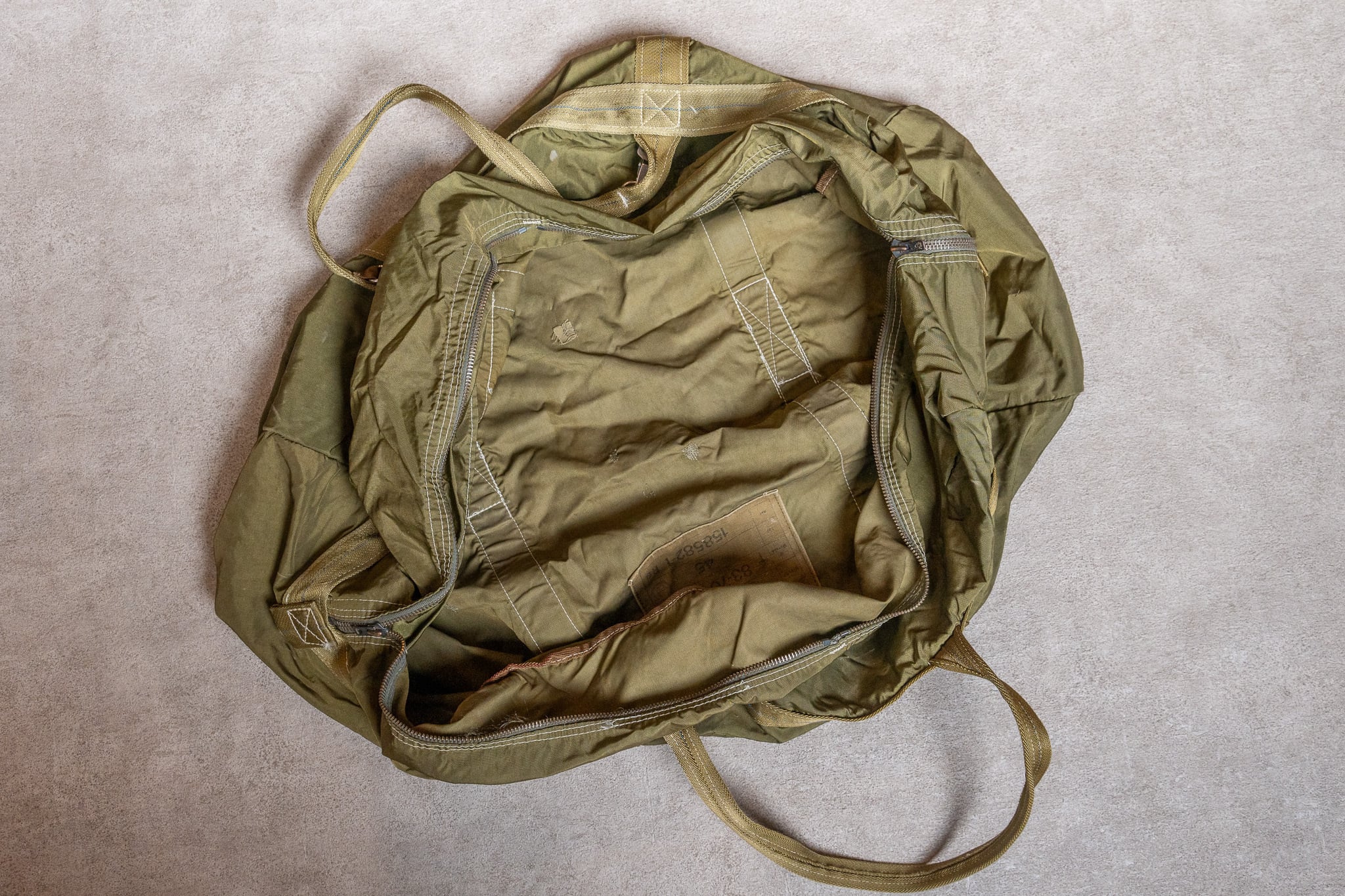French Air Force 80-90s Paratrooper Bag 65L フランス空軍