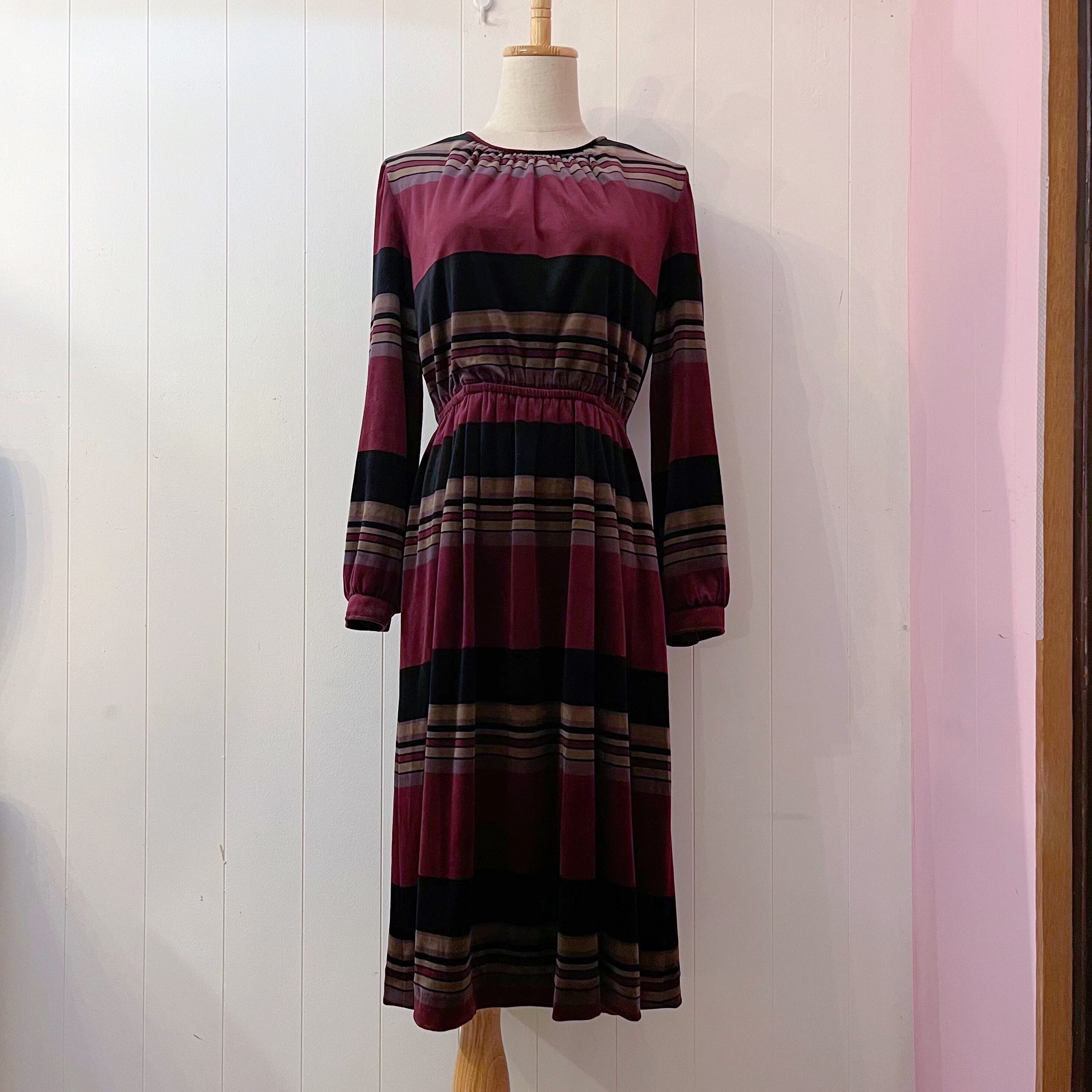 black bordeaux border velours one-piece