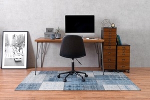 キャスター付き昇降チェア