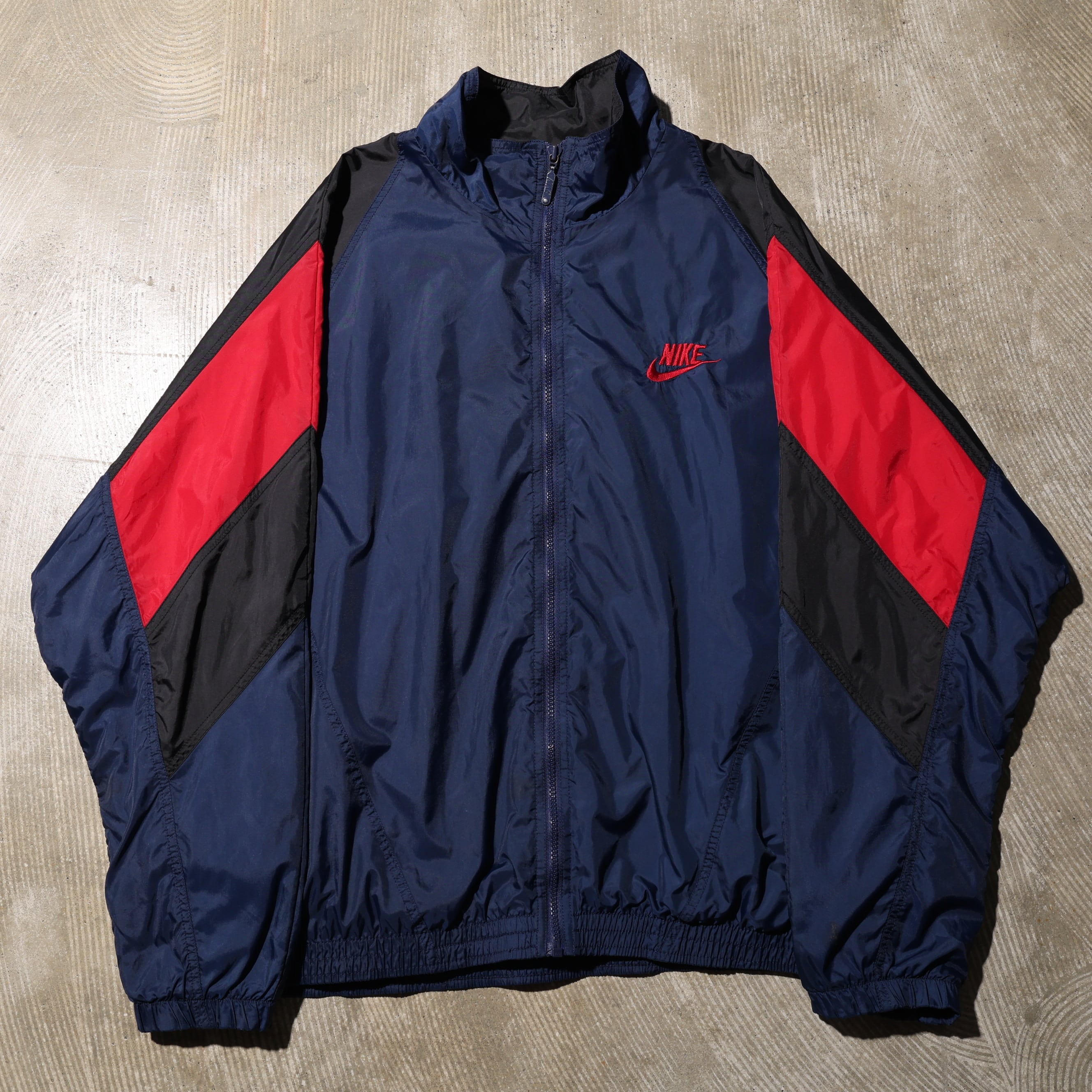 美品 L NIKE Yankees Cooperstown スタジャン ジャケット ナイキ 美品 L NIKE Yankees Cooperstown スタジャン ジャケット ナイキ
