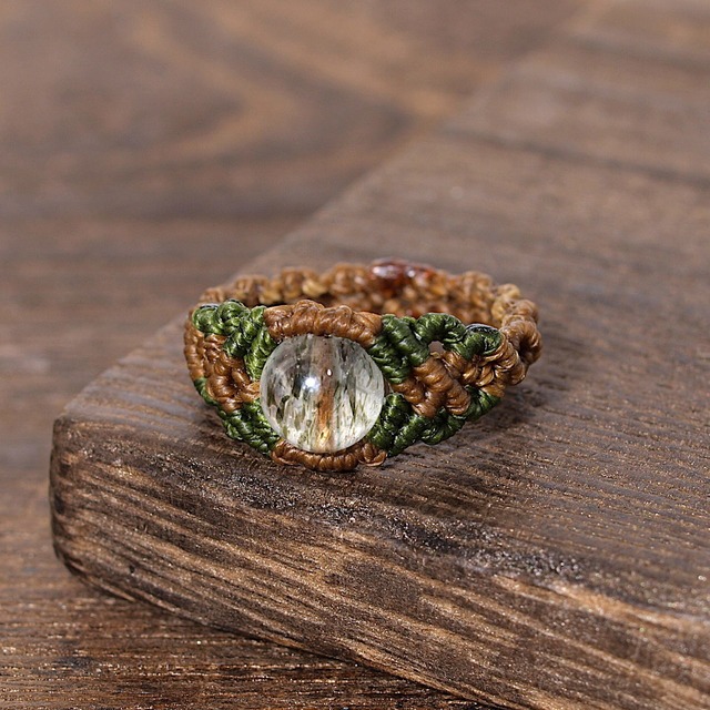 【限定】アクチノライトインクォーツ８ミリ玉ひと粒マクラメリング