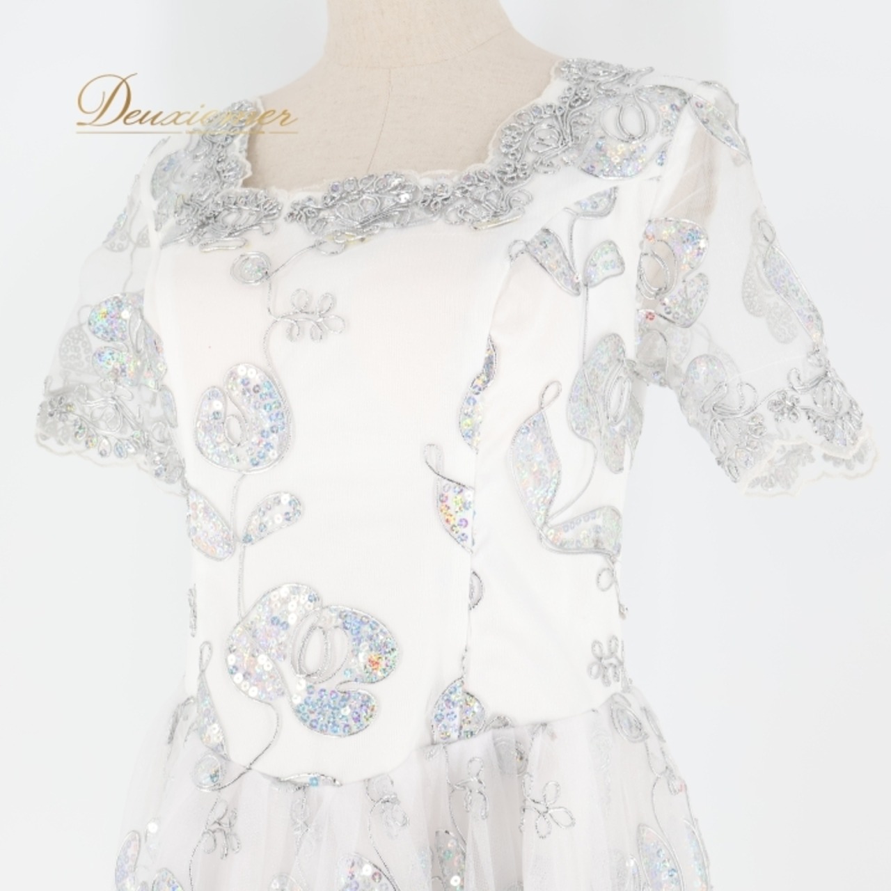 パーティドレス ワンピース ドレス 演奏会 発表会 前撮り 撮影 ダンス パーティ Mamin マーミン ホワイト系 シルバー系 発表会ドレス カラオケドレス フォーマルドレス 女性ドレス 華やか おしゃれ おすすめ 結婚式 二次会 コスチューム ステージ衣装