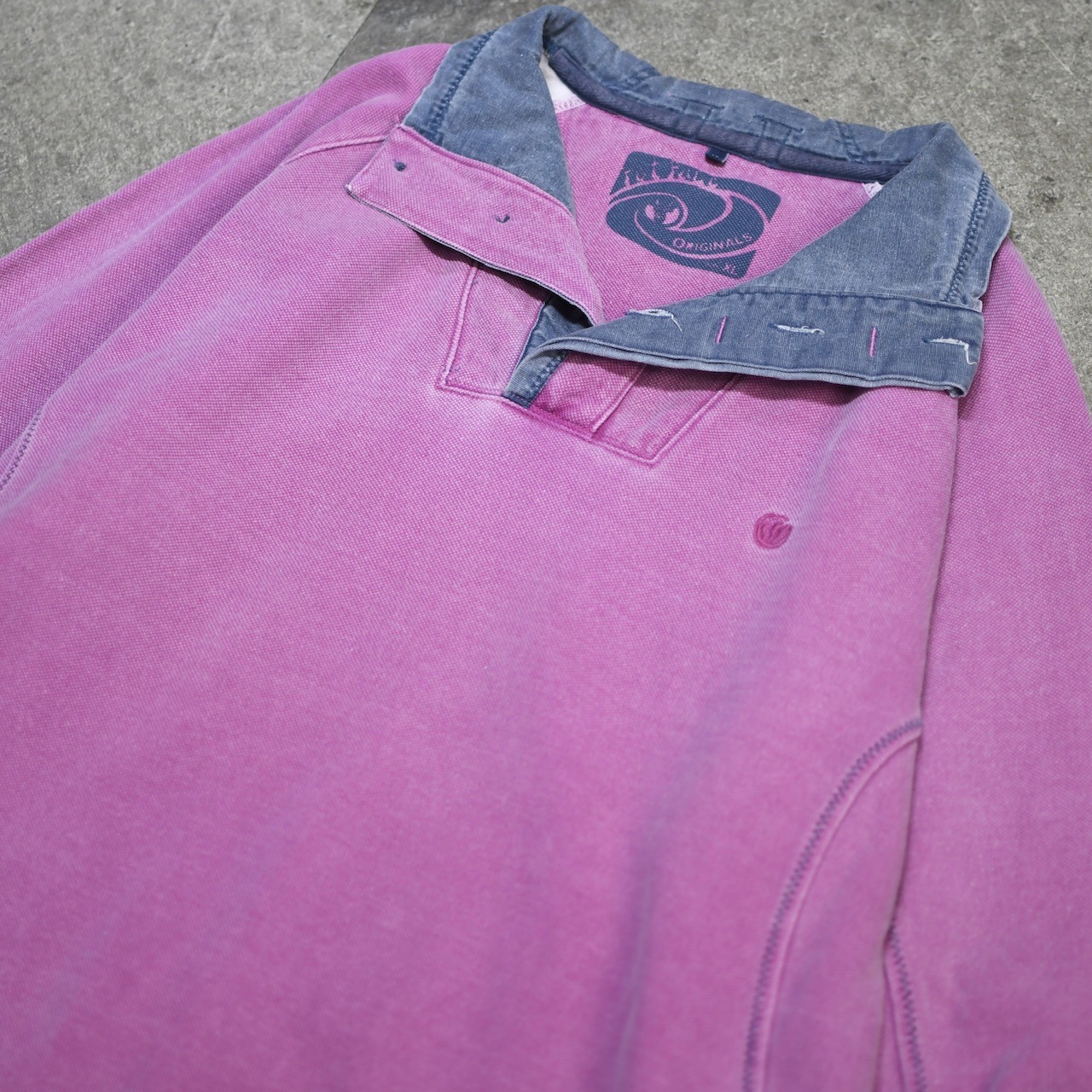 design half button sweat