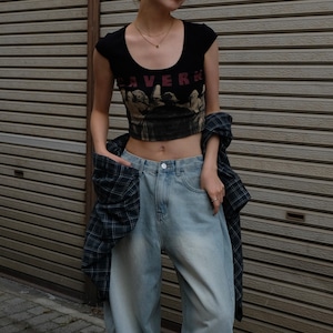 DRAMA FRAME CROPPED TOP