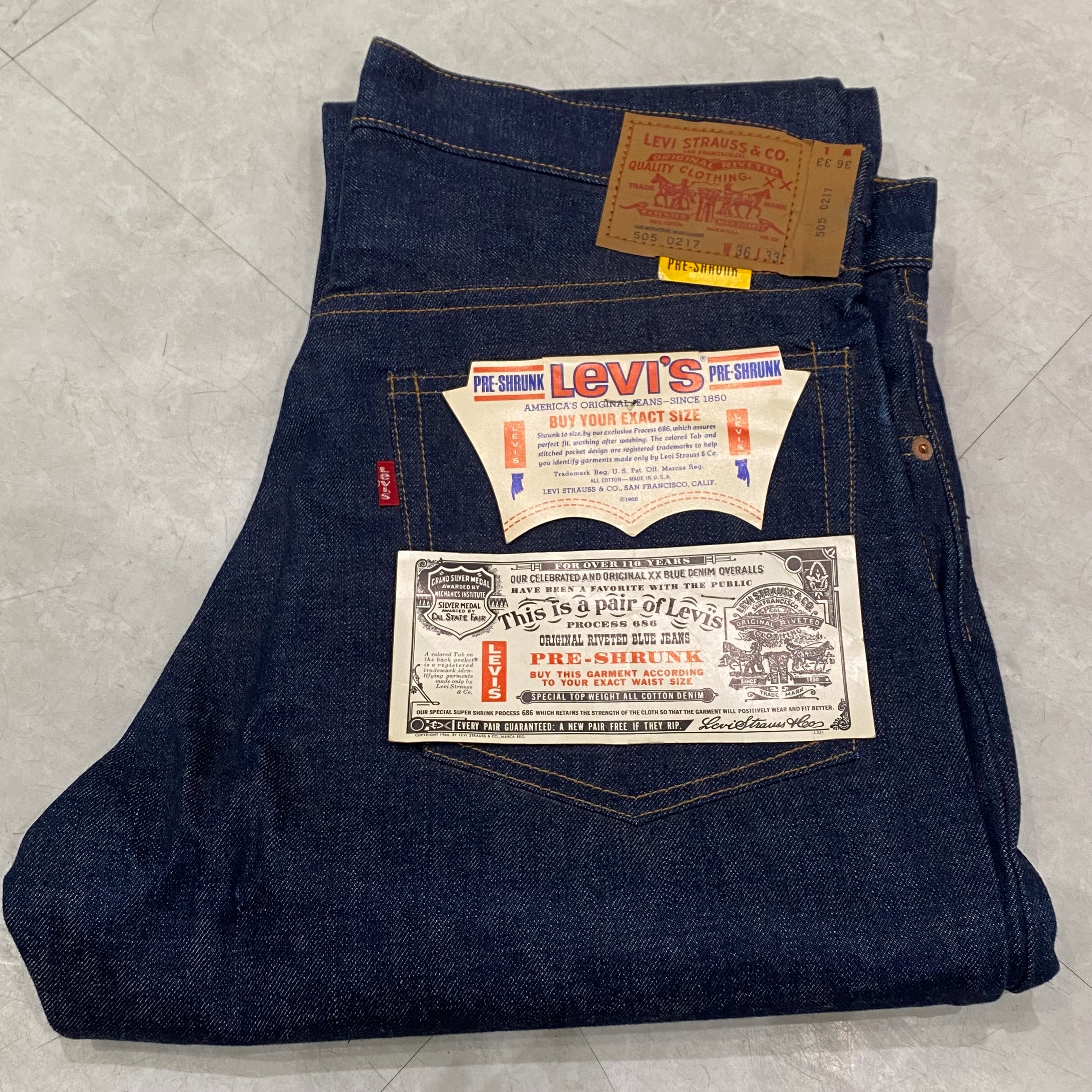 70s Levi's 505 Single Pre Shrunk Denim Jeans Dead Stock 70 70s Levi's 505 Single Pre Shrunk Denim Jeans Dead Stock 70