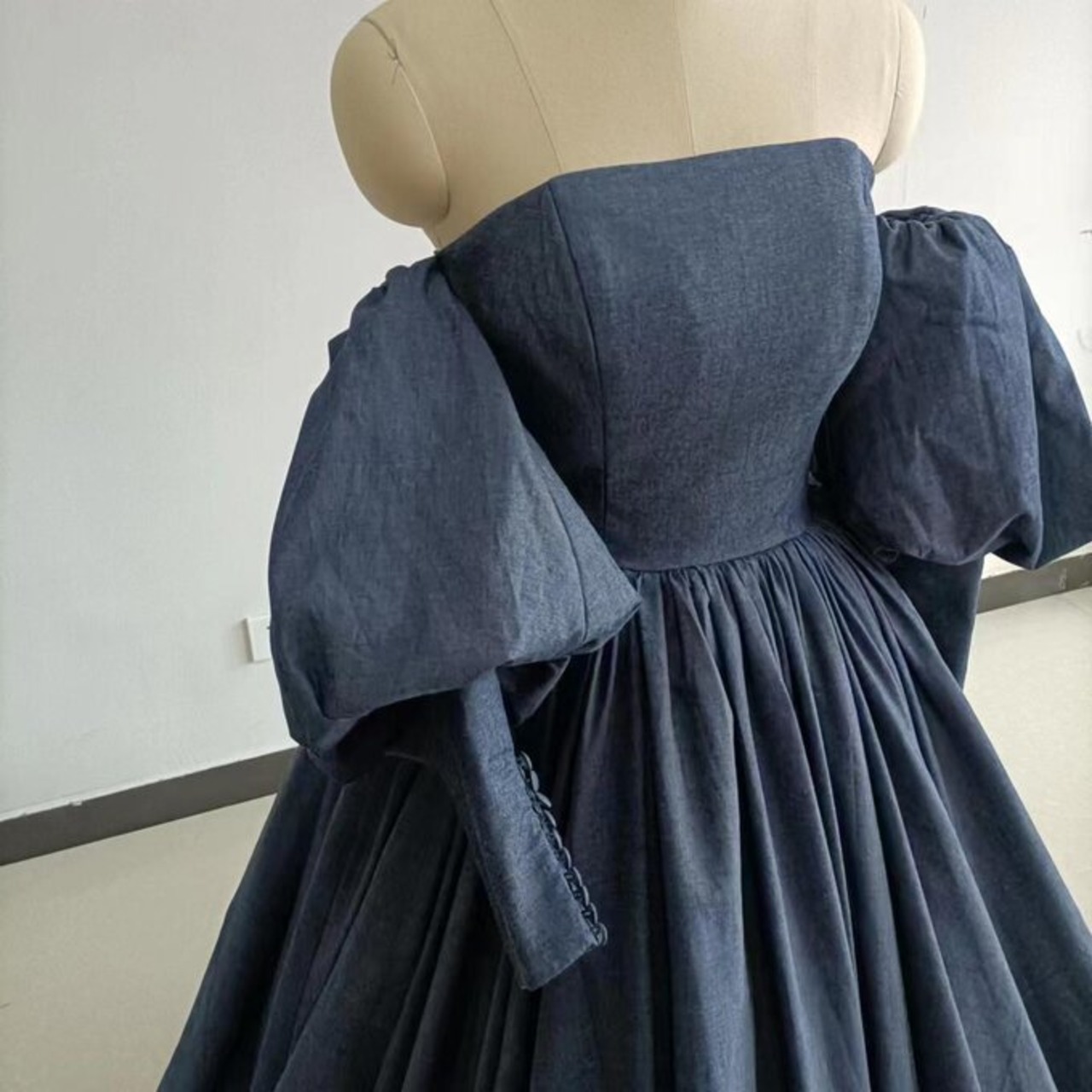 高品質！ブルーグレー デニムドレス ベアトップ 取り外し袖 披露宴  