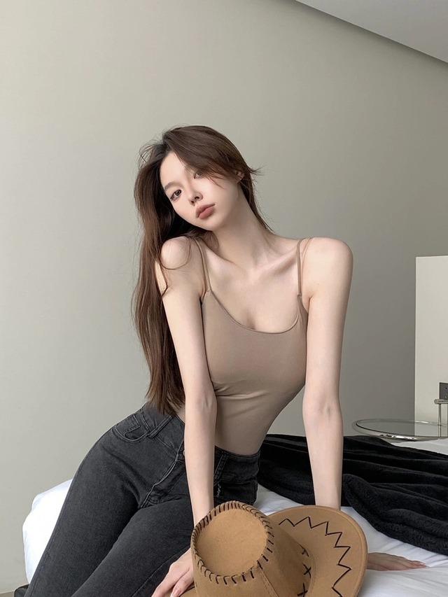 女性の夏のノースリーブスポーツトップ、パッド入りキャミソール、スリミングショートアウター、美しいバックボトリングシャツ サマー 夏物 ガールズファッション61449032713