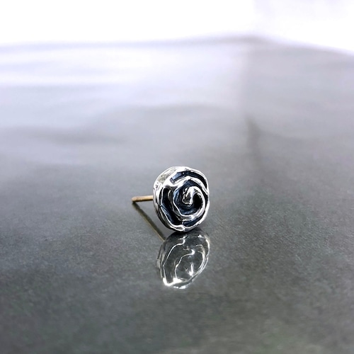 ROSETTE STUD / ロゼットピアス