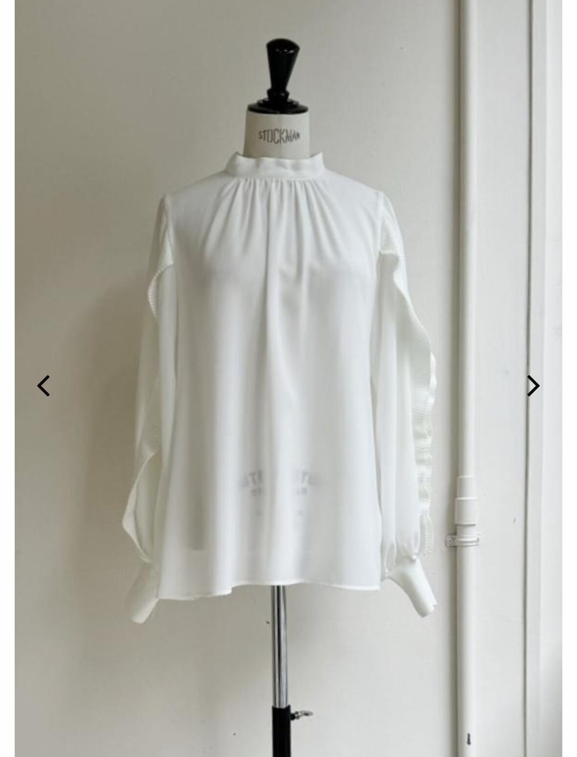 anana 袖プリーツデザインジョーゼット2WAYブラウス ホワイト ☆大人気☆再販☆ 袖プリーツデザインジョーゼット2WAYブラウス