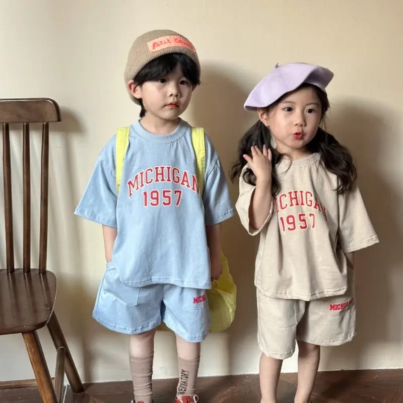 90-140 韓国子供服 セットアップ 半袖Tシャツ ショートパンツ ハーフパンツ ロゴ ベージュ ブルー 春 夏 男の子 兄弟 女の子 姉妹 ペア  90 100 110 120 130 140 #129