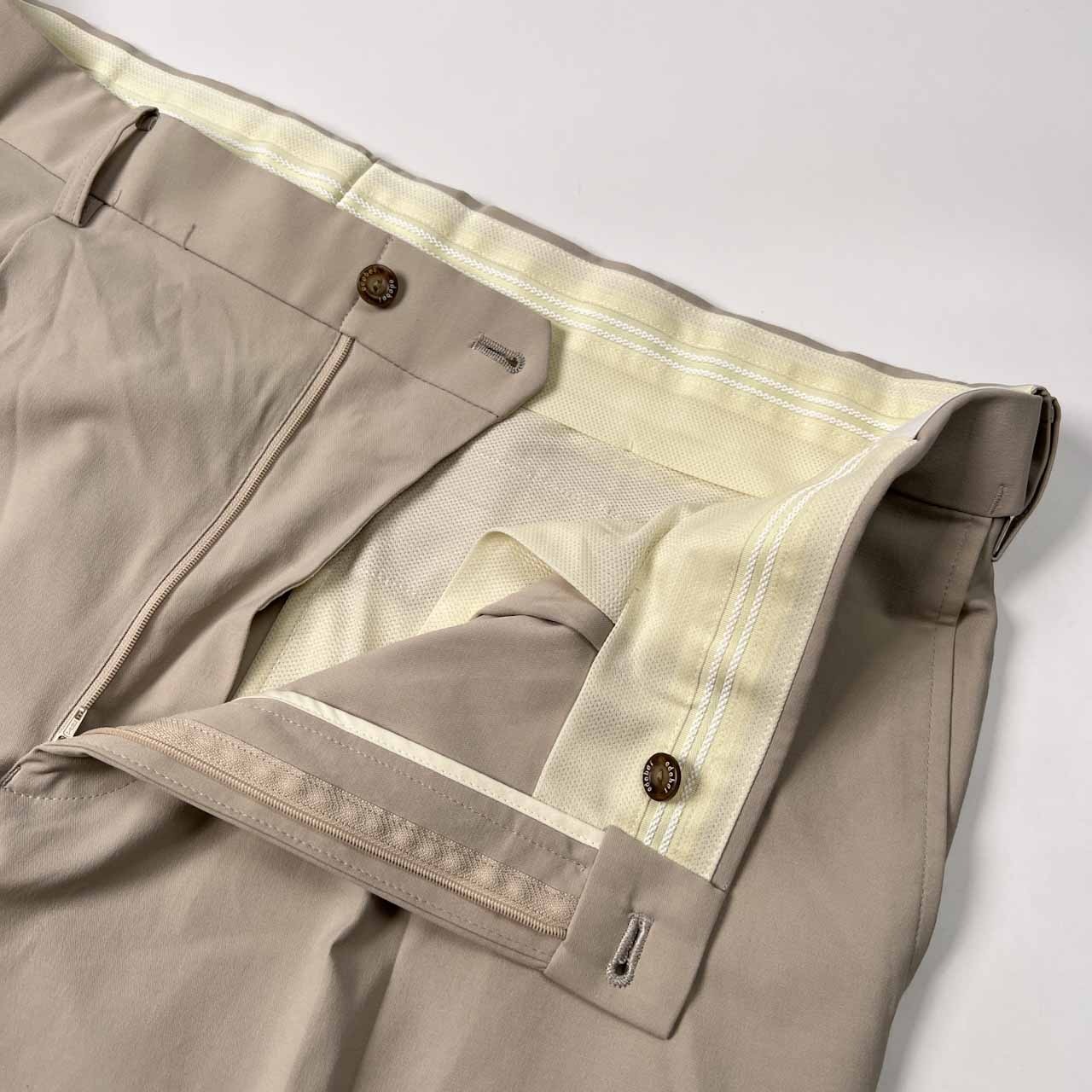 adabat アダバット ロゴ刺繍 タック スラックスパンツ サイズ 110 /メンズ/ベージュ/ワールド/日本製/大きいサイズ