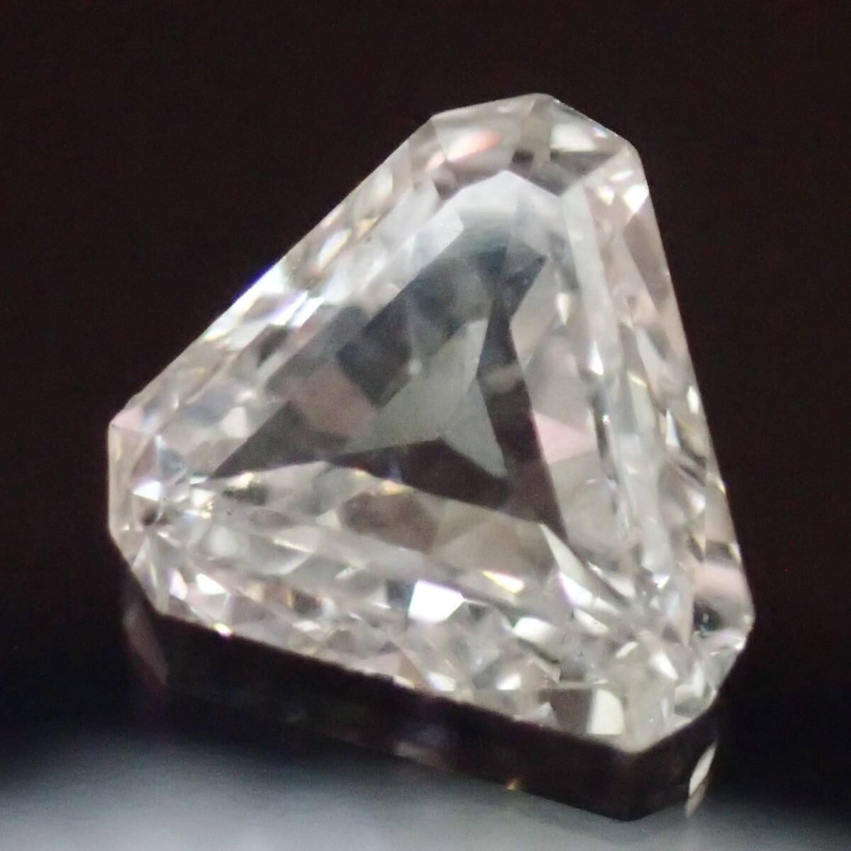 ダイヤモンド ルース トリリアントカット 0.446ct G SI-1 三角形