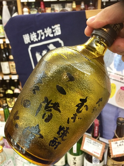 大分県【二階堂酒造有限会社】麦焼酎『吉四六 瓶　720ml』