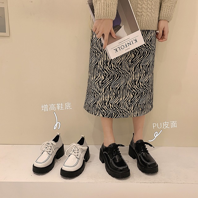 レディーススタンダードスタイルレッドカジュアルシングル 靴 シューズ レトロ ローファー フェイクシューズ83465738012