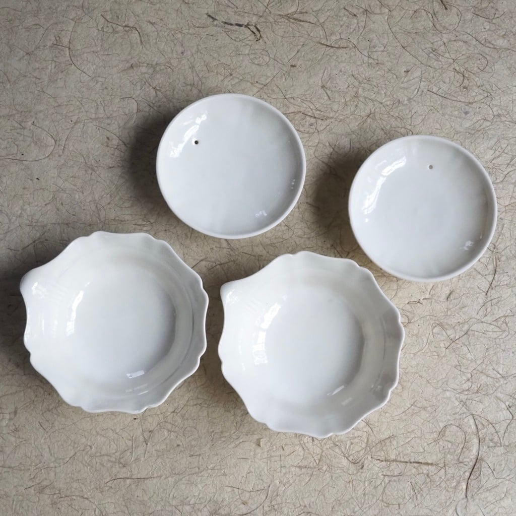 色原 昌希/白磁 八輪宝瓶