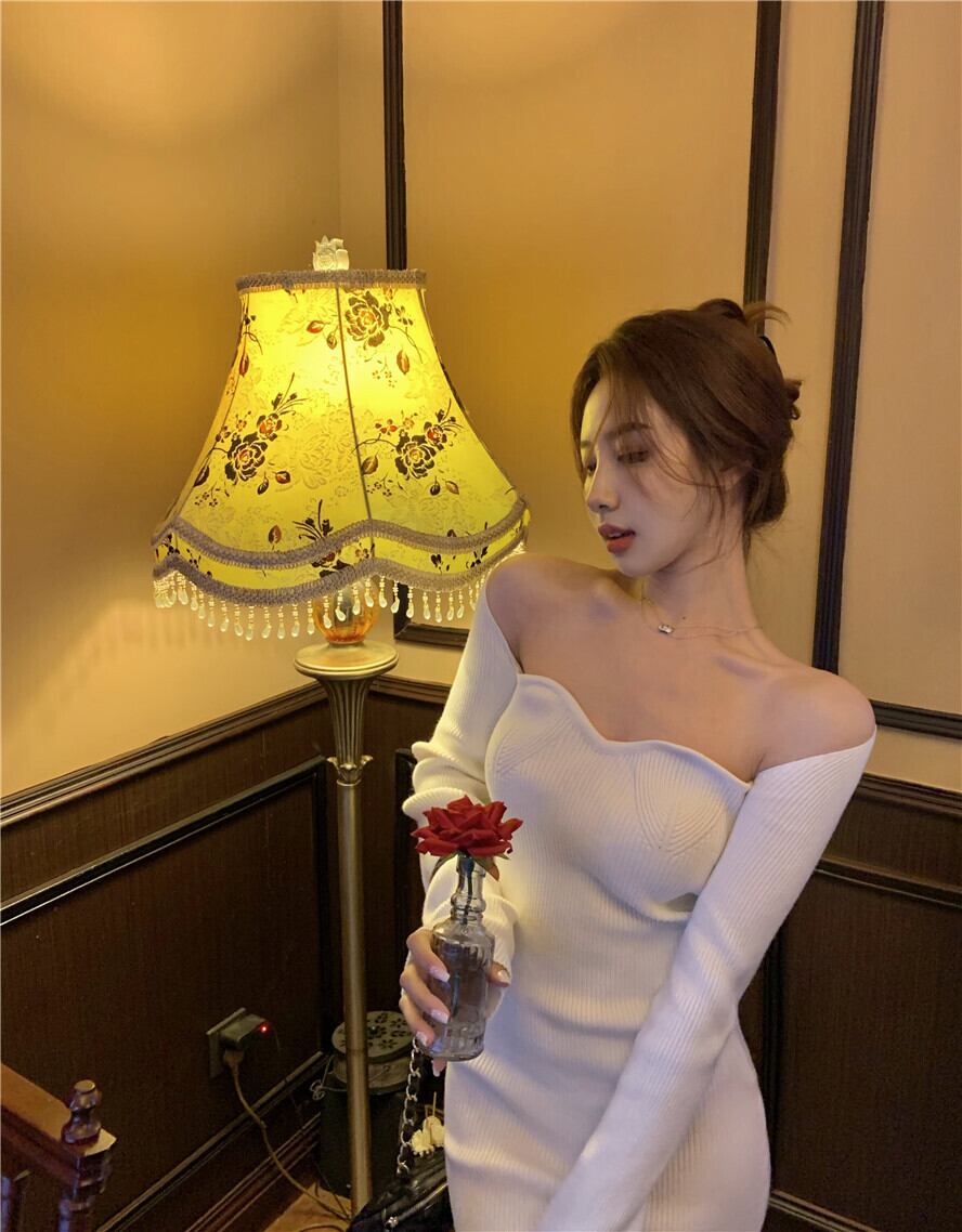 ニットドレス スプリングホワイトウェストスカート スリム ロング 春物 ブラックストロベリース38561417932