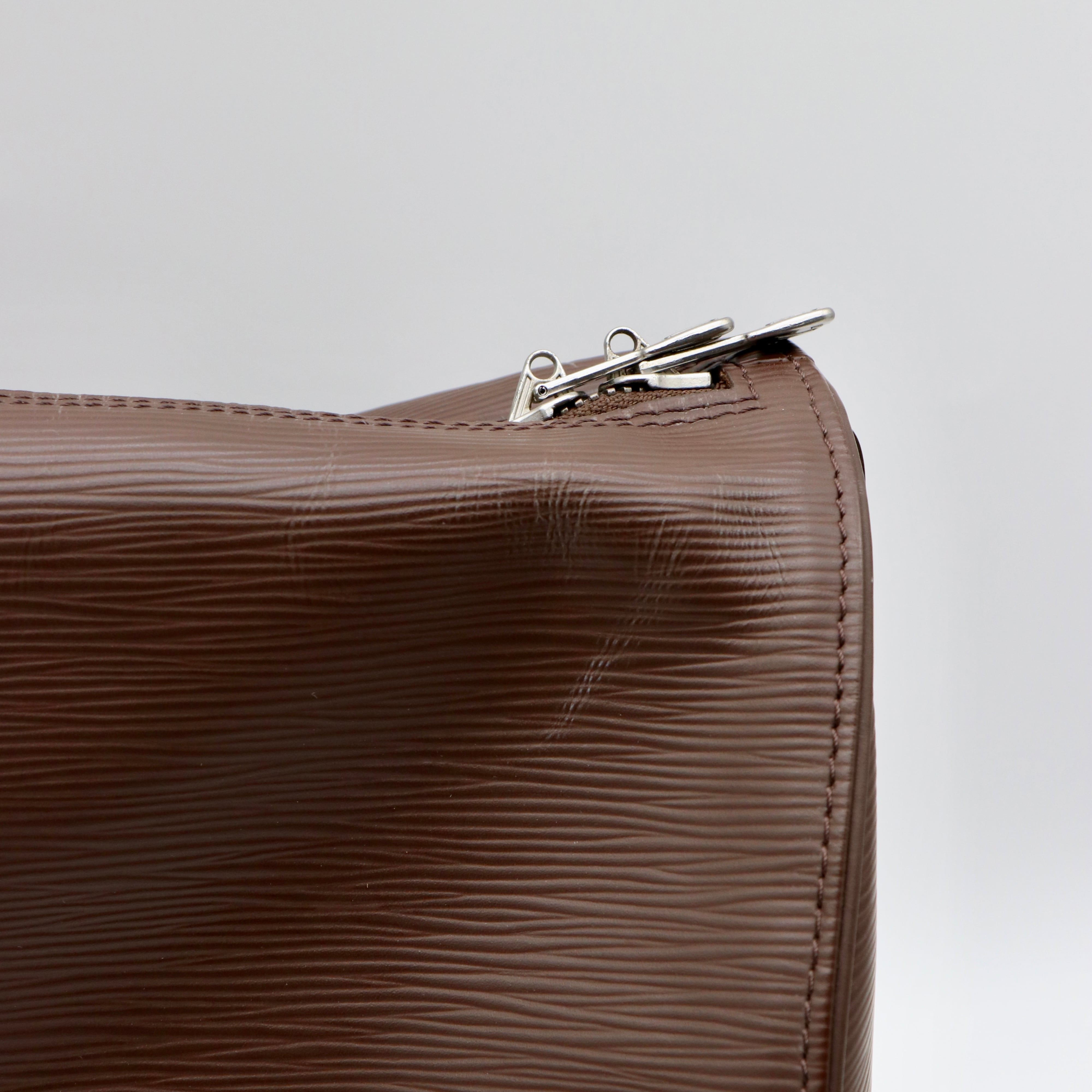 Louis Vuitton エピ キーポル バンドリエール45 ボストンバッグ