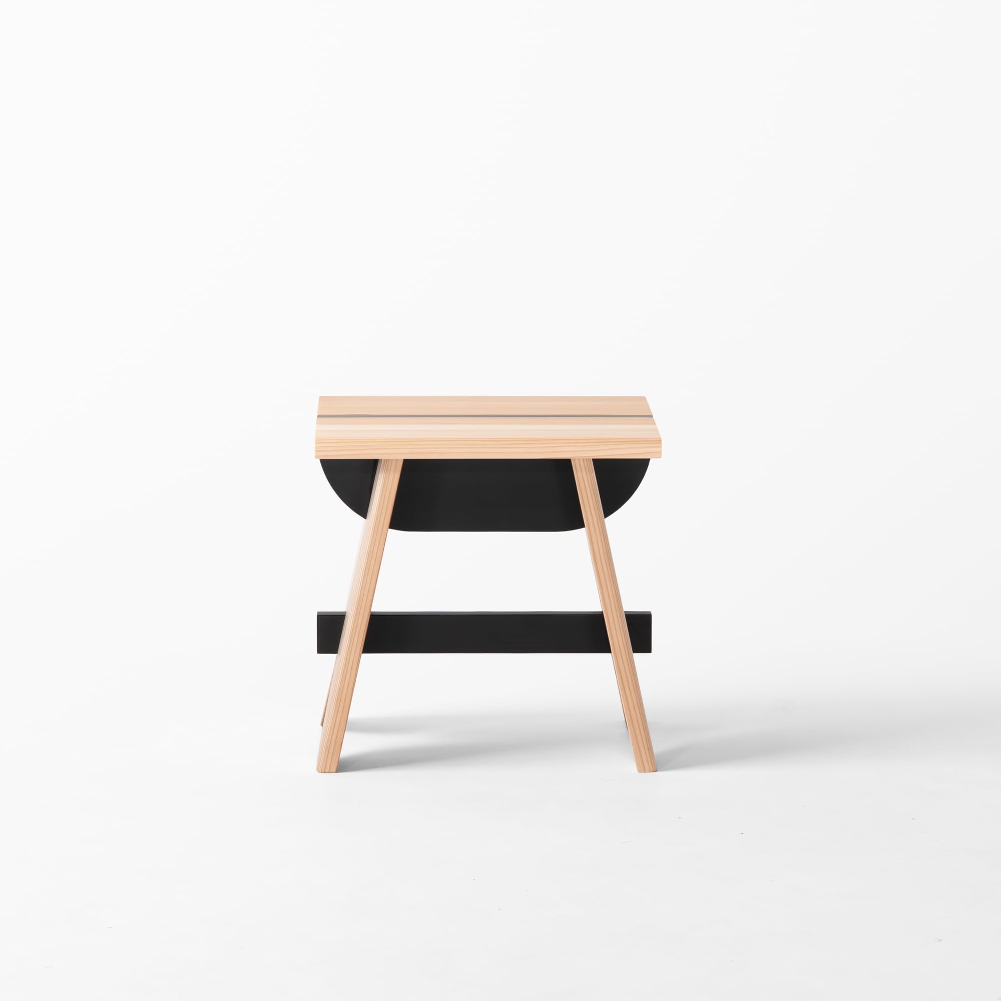 TORII Stool | 宏昇製作所