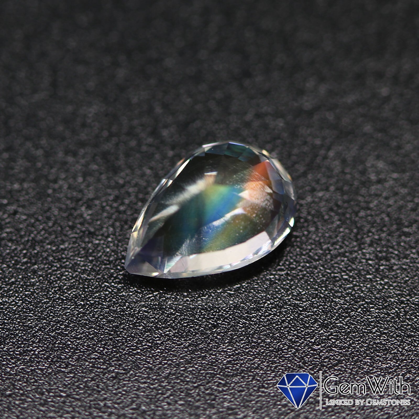 アンデシンラブラドライト0.83CT | GemWith