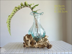 硝子フラワーベースspiral 花瓶 プリミティブガラスベース 手作り 一輪挿し 一点物 ハンドメイド 無垢材 自然な様