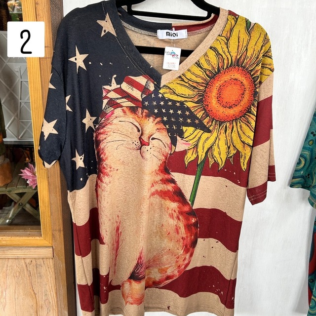 ネコちゃんテイシャツ