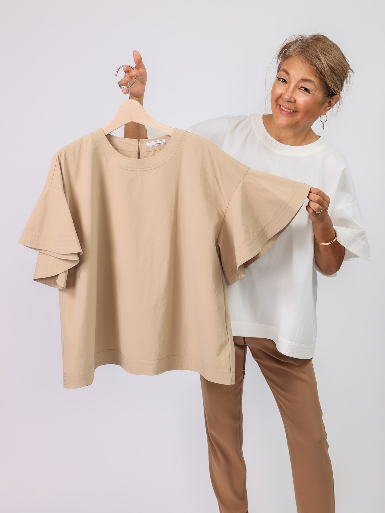 BEATRICE(エアリータイプブラウス）