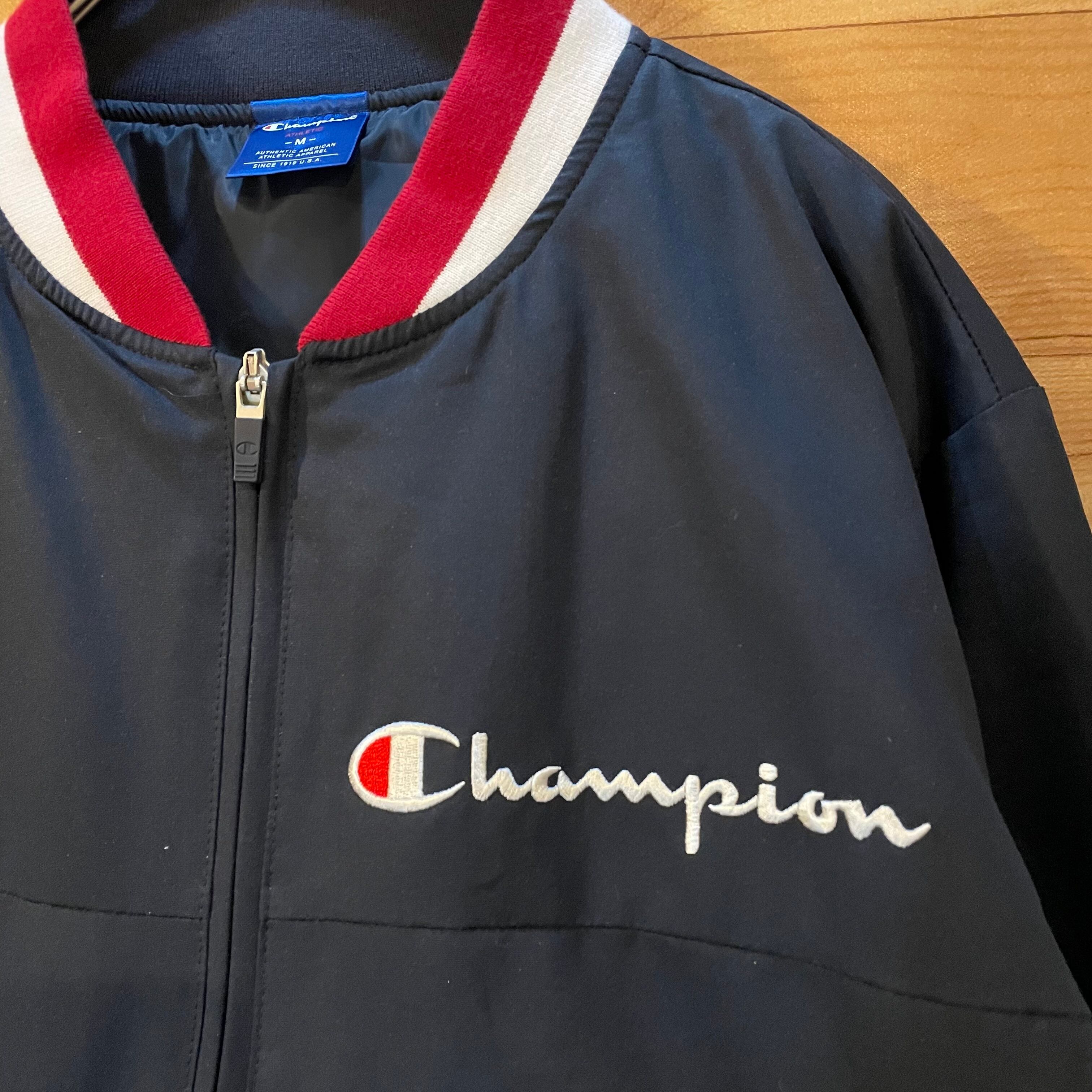 champion】ブルゾン 中綿 ジャンパー 刺繍ロゴ チャンピオン Mサイズ ...