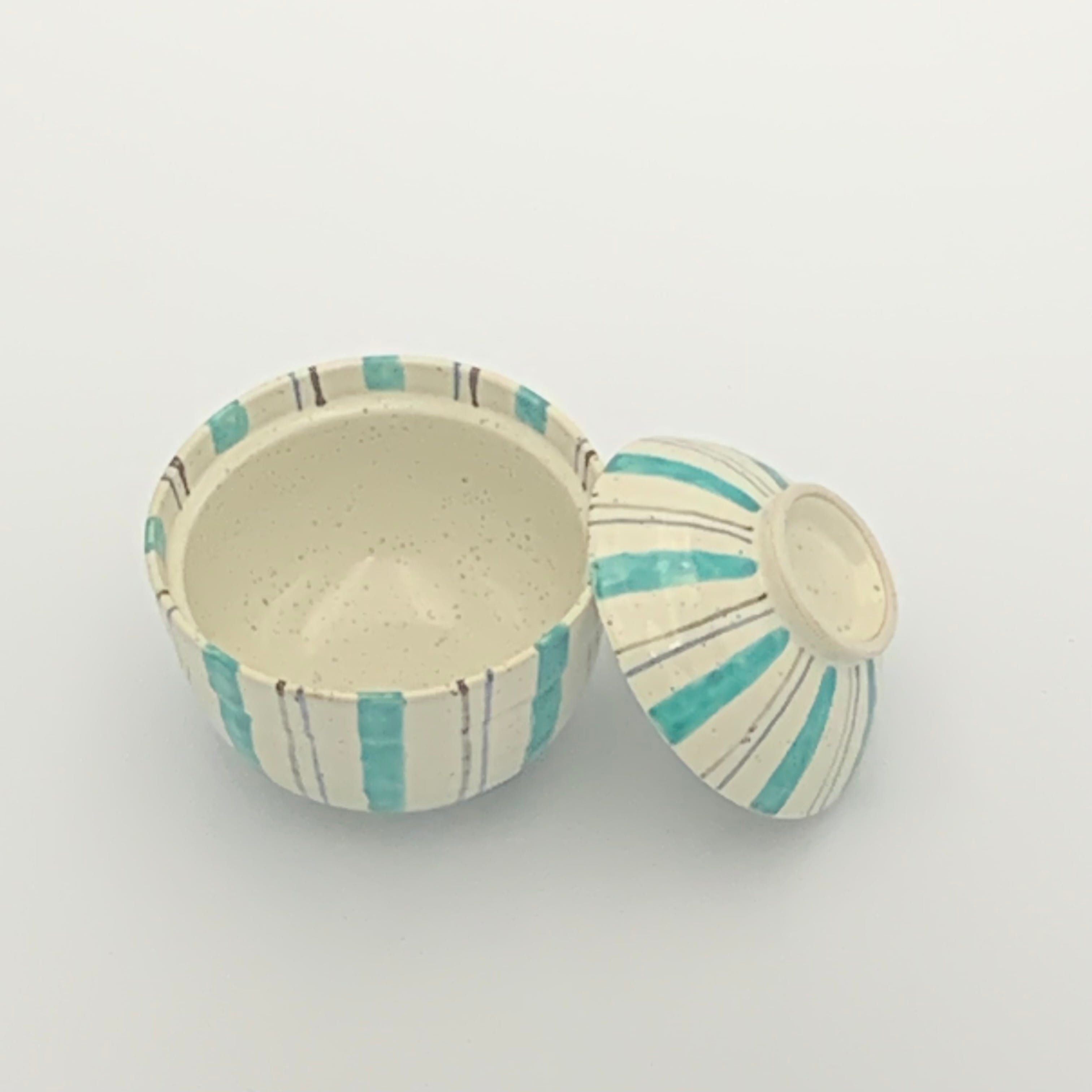 アウトレット品 有田焼 グリーン十草 小蓋物 | 有田焼ショップ まる