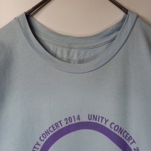 クルーネック　プリントTシャツ　バンドT　半袖　ライトブルー　FREE