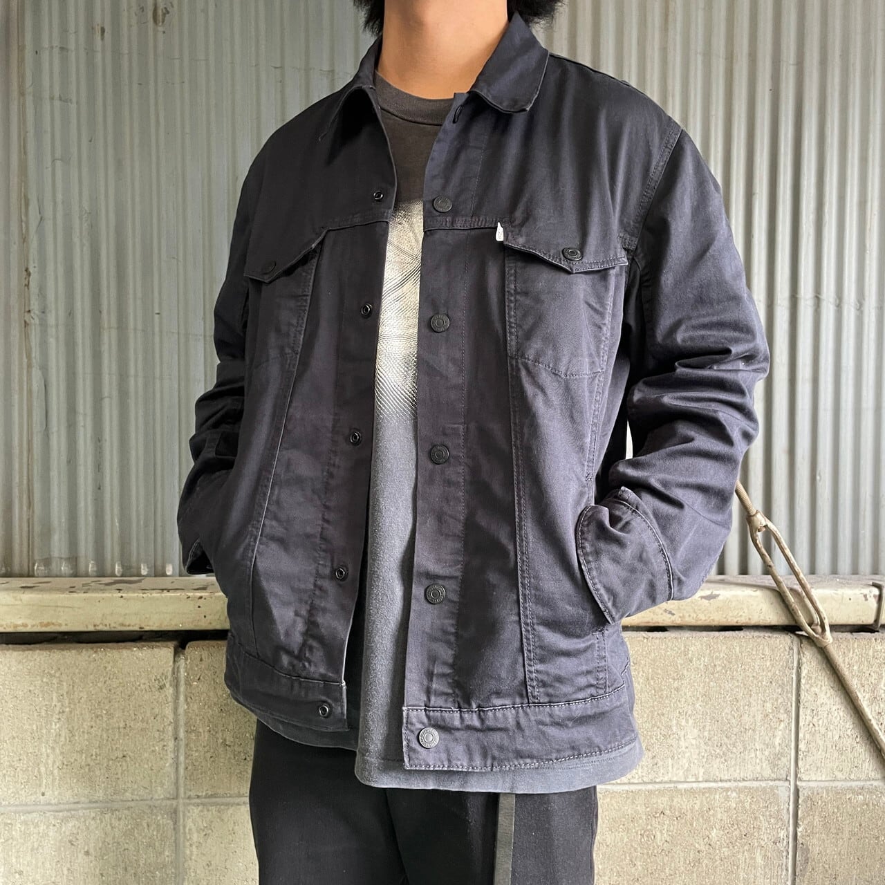 美品　levi's コットンツイル　トラッカージャケット　44 サックスブルー Levi's（リーバイス） メンズ トラッカージャケット デニムジャケット