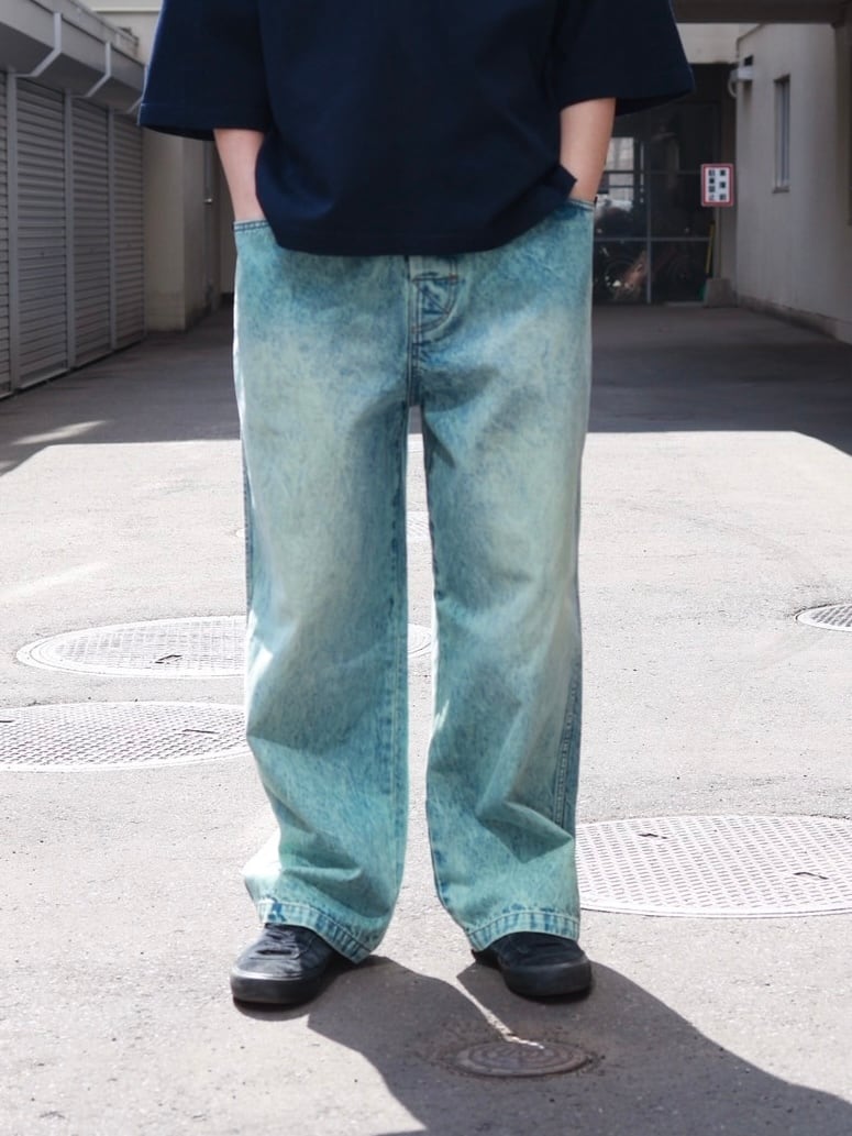 Comfortable Reason / Fade Straight Denim | STORE™️