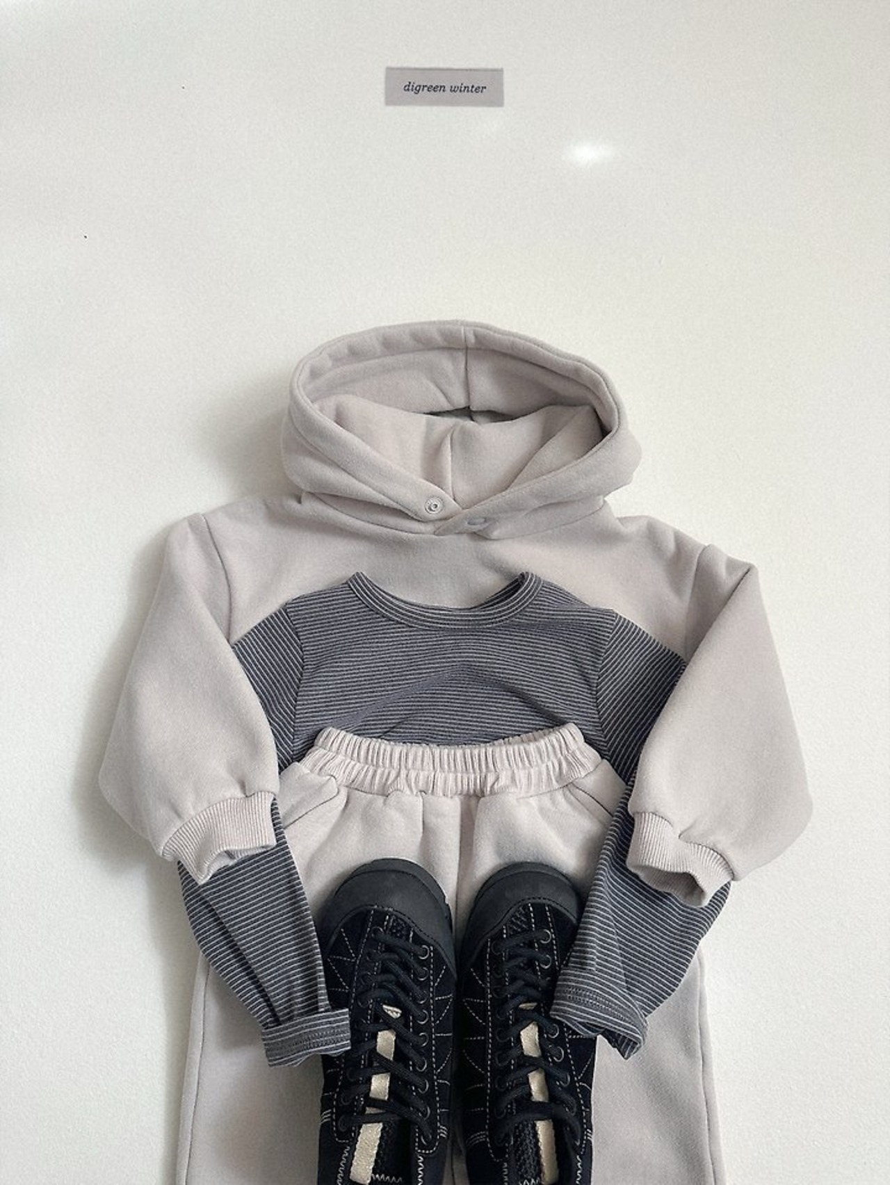 〖取寄〗韓国子供服 / 26winter / Digreen / キャンディストライプT / キッズ / 冬服 *S~2XL*