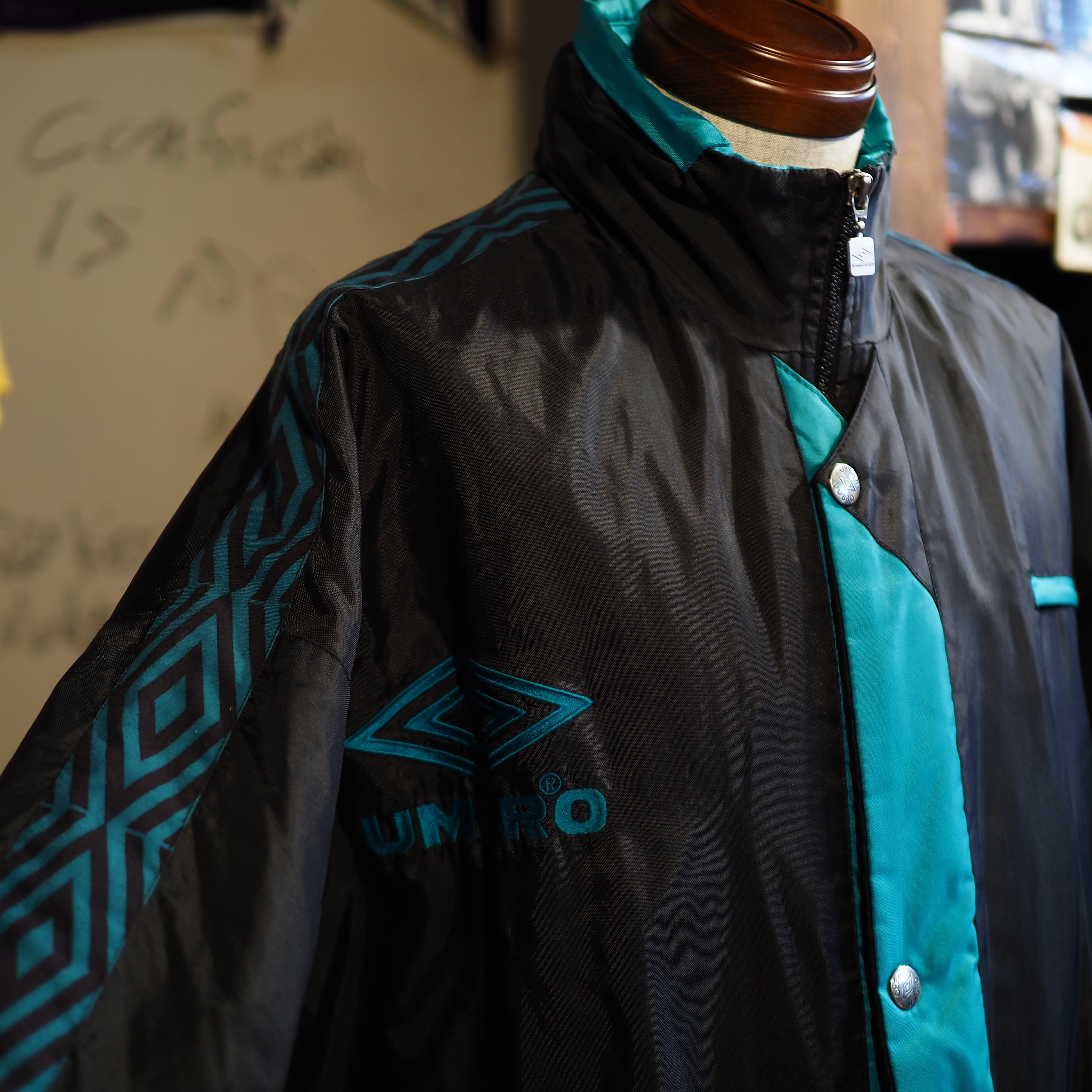 希少！Oasis! UK 1990's UMBRO Vintage Football Jacket ビンテージ