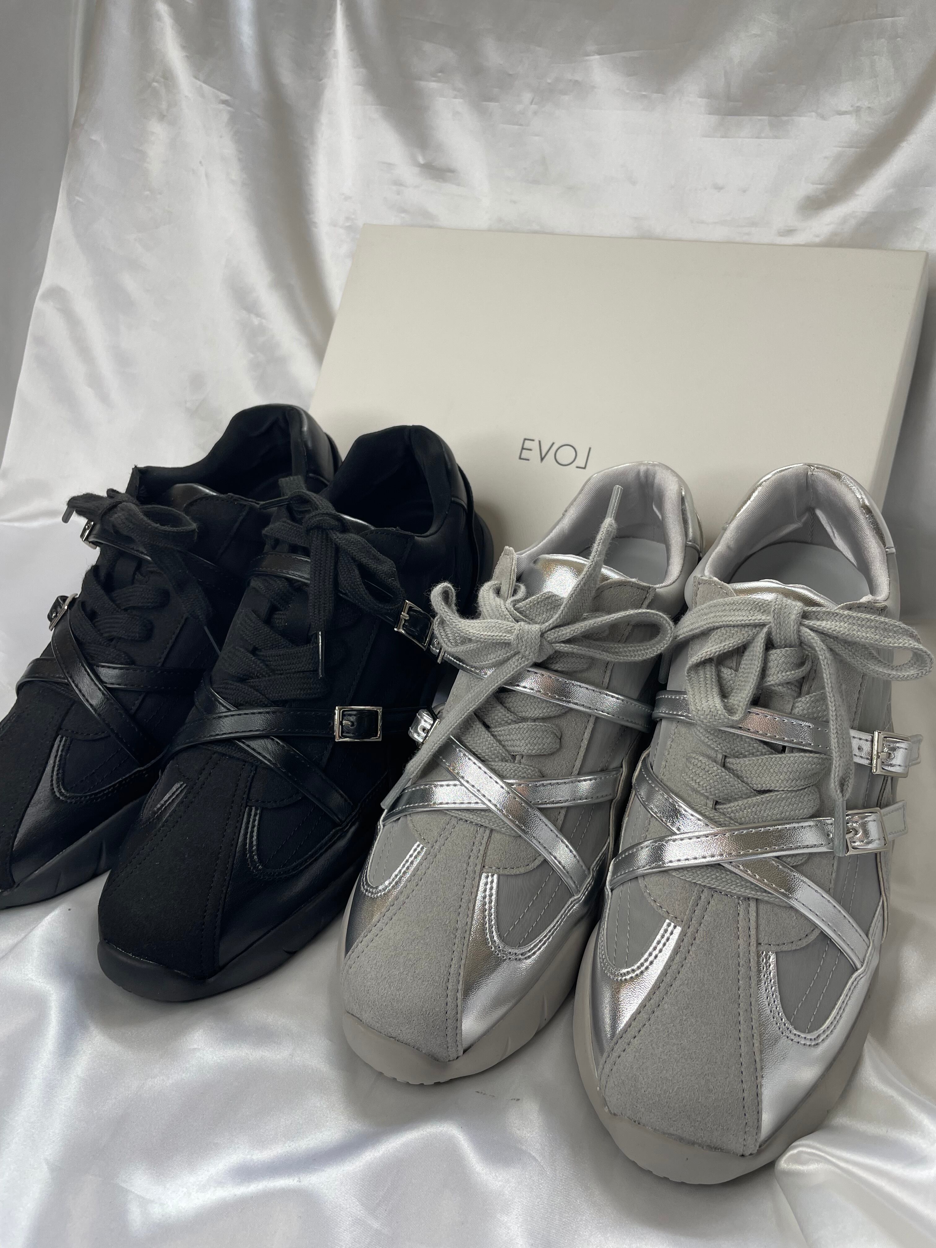 レッドレザーレディーススプリング 靴 シューズ スニーカー 春物 ZARA