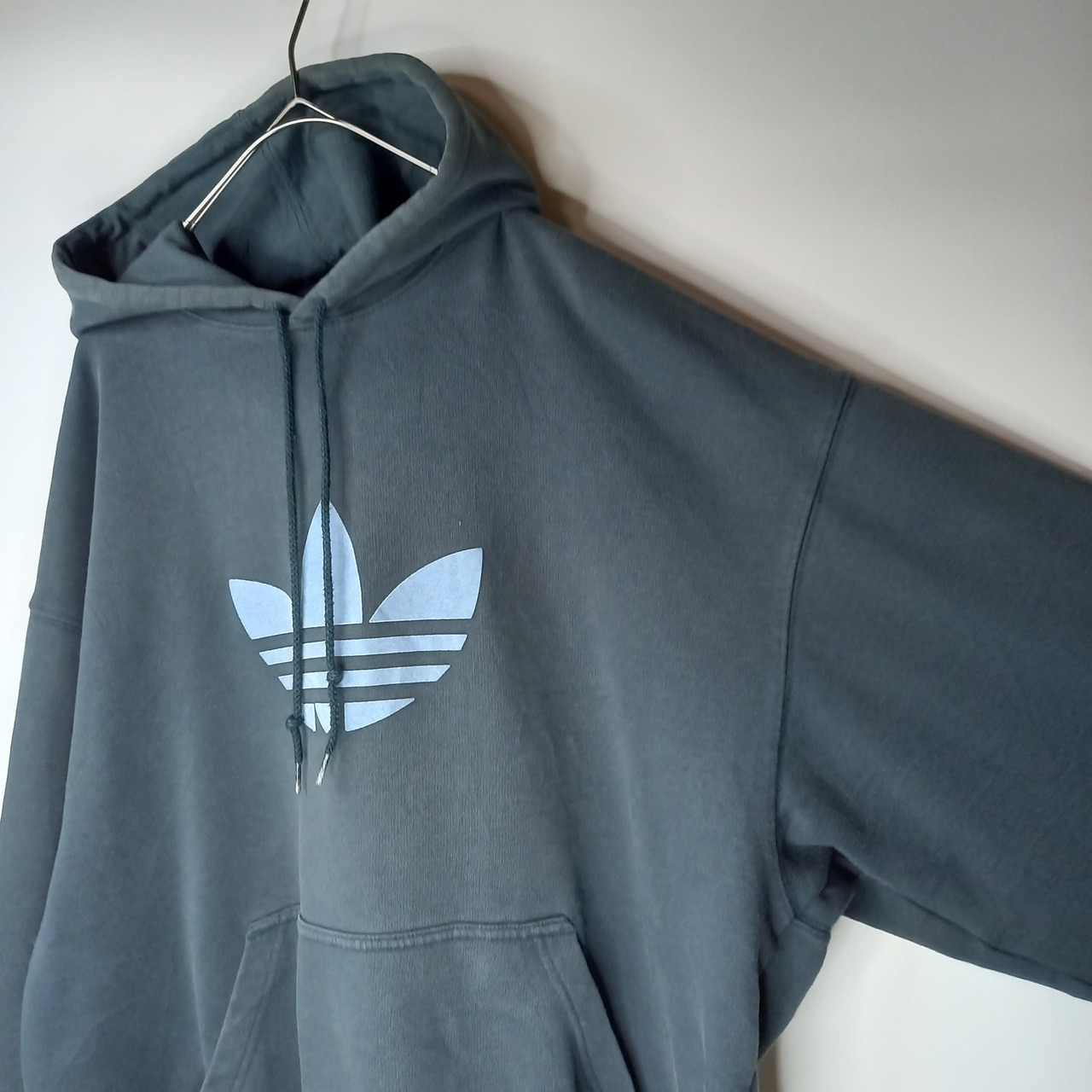 90s　アディダス　プルオーバー　スウェット　パーカー　ビッグロゴ　ブラック