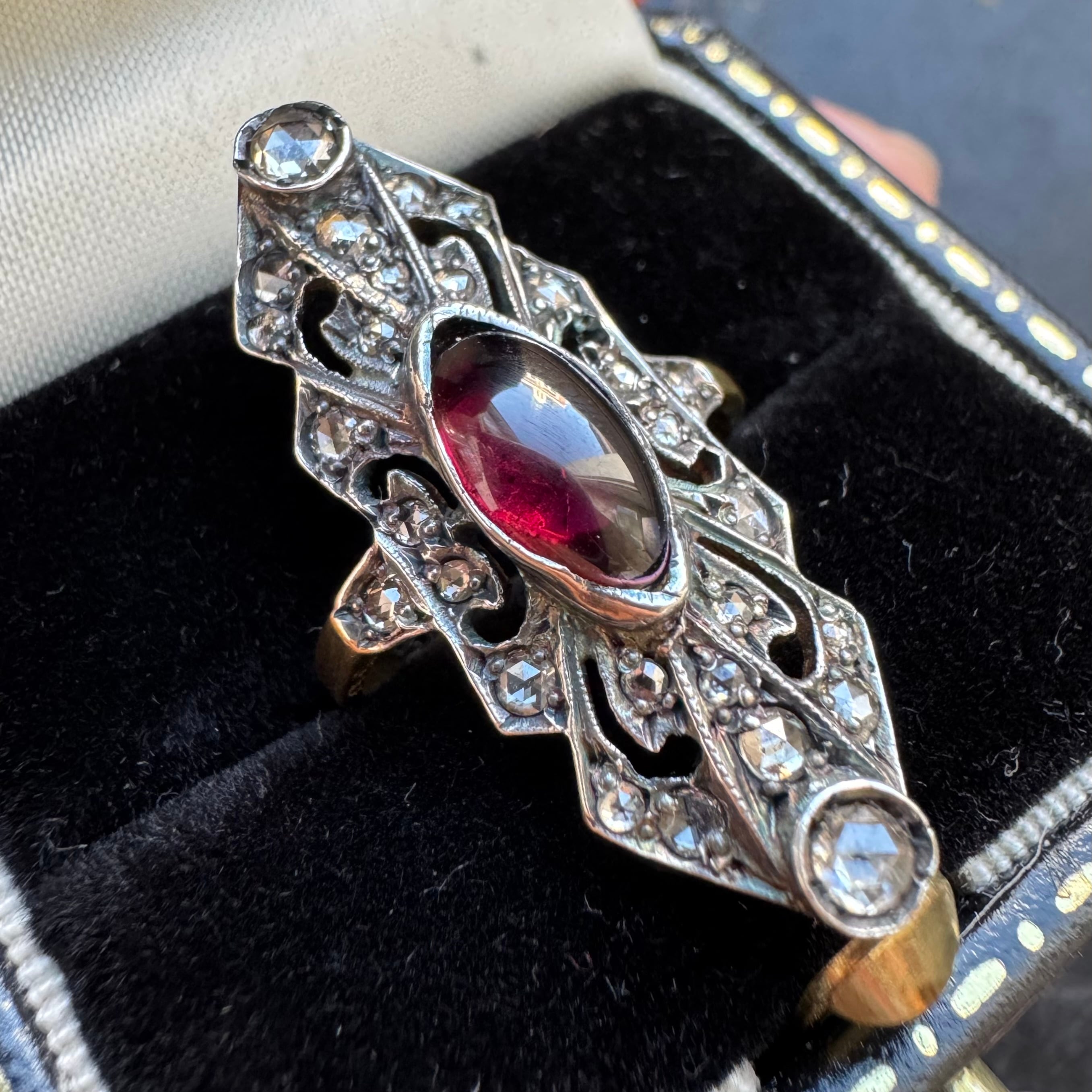 英国　イギリス　アンティーク　ローズカット　5ストーン　リング アンティーク ローズカット ダイヤモンド リング | bebe antiques