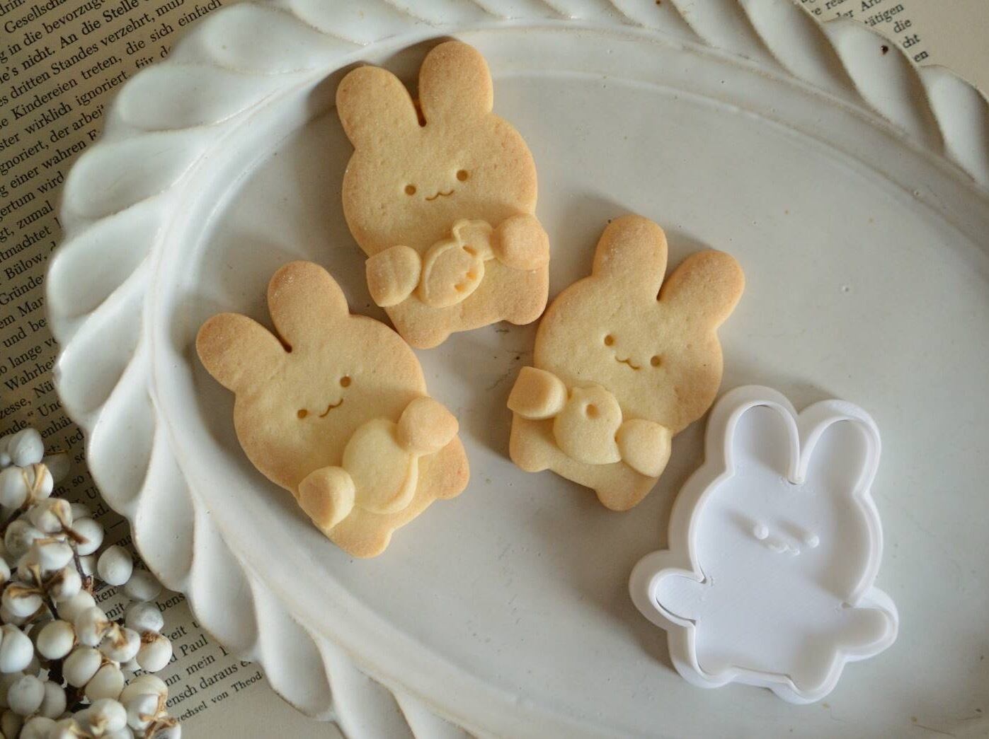 だっこDEうさぎ【クッキーカッター cookie cutter】 | mgodis