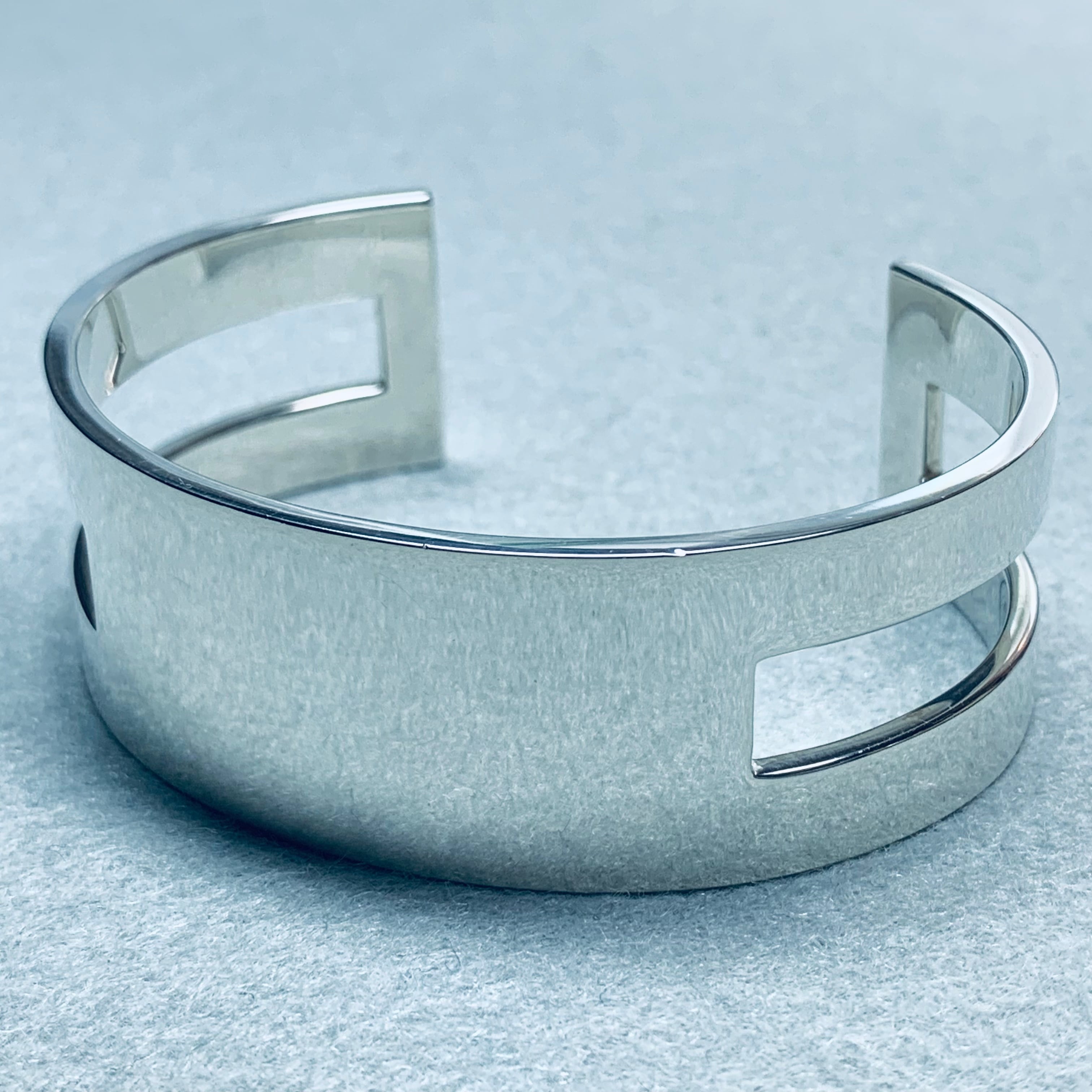 OLD TIFFANY & CO. Side Open Cuff Bracelet Sterling Silver ...