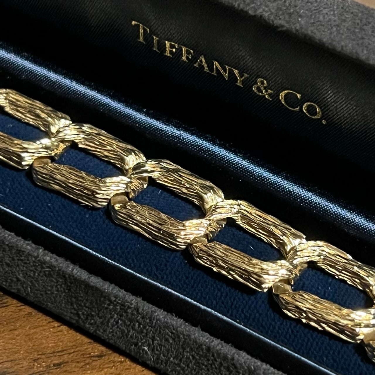 VINTAGE TIFFANY & CO. K Gold Textured Chain Bracelet